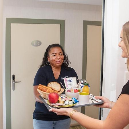 Hotel Restaurant Rhy Oberriet エクステリア 写真